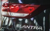 Hyundai Elantra - фото #8